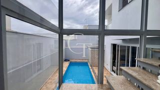 CASA DE ESQUINA COM PISCINA À VENDA NO VILLAGE MOUTONNÉE EM SALTO | 3 SUÍTES | CLOSET | HIDROMASSAGEM | ESPAÇO GOURMET