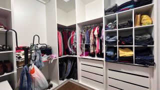 CASA DE ESQUINA COM PISCINA À VENDA NO VILLAGE MOUTONNÉE EM SALTO | 3 SUÍTES | CLOSET | HIDROMASSAGEM | ESPAÇO GOURMET