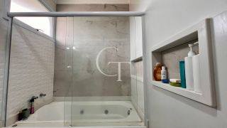 CASA DE ESQUINA COM PISCINA À VENDA NO VILLAGE MOUTONNÉE EM SALTO | 3 SUÍTES | CLOSET | HIDROMASSAGEM | ESPAÇO GOURMET