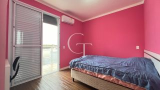 CASA DE ESQUINA COM PISCINA À VENDA NO VILLAGE MOUTONNÉE EM SALTO | 3 SUÍTES | CLOSET | HIDROMASSAGEM | ESPAÇO GOURMET