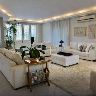 Casa à venda no Condomínio Plaza Athénée com suíte master no térreo, piscina com spa, academia e área gourmet completa | Alto padrão em Itu