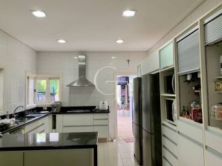 Casa à venda no Condomínio Plaza Athénée com suíte master no térreo, piscina com spa, academia e área gourmet completa | Alto padrão em Itu