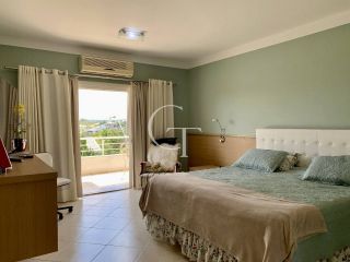 Casa à venda no Condomínio Plaza Athénée com suíte master no térreo, piscina com spa, academia e área gourmet completa | Alto padrão em Itu