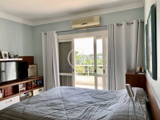 Casa à venda no Condomínio Plaza Athénée com suíte master no térreo, piscina com spa, academia e área gourmet completa | Alto padrão em Itu