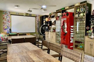 Casa à venda no Condomínio Plaza Athénée com suíte master no térreo, piscina com spa, academia e área gourmet completa | Alto padrão em Itu