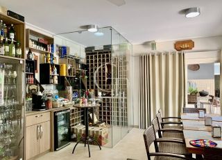 Casa à venda no Condomínio Plaza Athénée com suíte master no térreo, piscina com spa, academia e área gourmet completa | Alto padrão em Itu