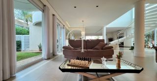 Casa de Luxo à Venda no Plaza Athénée em Itu | 4 Suítes (Suíte no Térreo), Terreno 1.000m², Projeto Imponente e Aceita Permuta até 50%