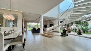 Casa de Luxo à Venda no Plaza Athénée em Itu | 4 Suítes (Suíte no Térreo), Terreno 1.000m², Projeto Imponente e Aceita Permuta até 50%