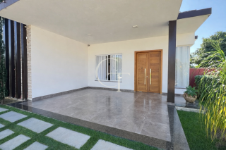 Casa térrea à venda no Condomínio Una em Itu | 3 suítes | casa de esquina | quintal amplo | área gourmet