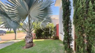 Casa térrea à venda no Condomínio Una em Itu | 3 suítes | casa de esquina | quintal amplo | área gourmet