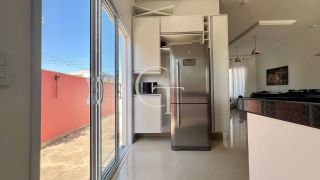 Casa térrea à venda no Condomínio Una em Itu | 3 suítes | casa de esquina | quintal amplo | área gourmet