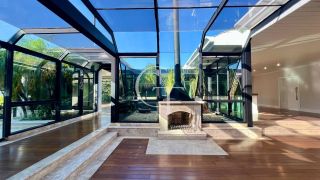 Mansão de luxo à venda no Terras de São José I em Itu | Frente para o lago | Alto padrão exclusivo com 4.588 m² de terreno e 2.200 m² construídos