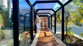 Mansão de luxo à venda no Terras de São José I em Itu | Frente para o lago | Alto padrão exclusivo com 4.588 m² de terreno e 2.200 m² construídos