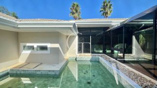 Mansão de luxo à venda no Terras de São José I em Itu | Frente para o lago | Alto padrão exclusivo com 4.588 m² de terreno e 2.200 m² construídos