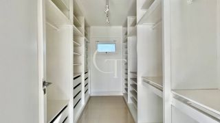 Mansão de luxo à venda no Terras de São José I em Itu | Frente para o lago | Alto padrão exclusivo com 4.588 m² de terreno e 2.200 m² construídos