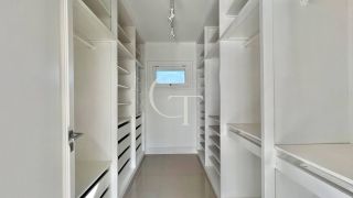 Mansão de luxo à venda no Terras de São José I em Itu | Frente para o lago | Alto padrão exclusivo com 4.588 m² de terreno e 2.200 m² construídos