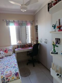 Apartamento a venda no Condomínio Recanto dos Pássaros