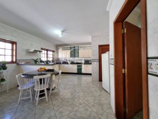 Casa à Venda no Condomínio Campos de Santo Antônio em Itu | 3 Suítes | Área de Lazer com Piscina e Espaço para Receber