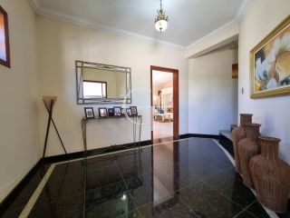 Casa à Venda no Condomínio Campos de Santo Antônio em Itu | 3 Suítes | Área de Lazer com Piscina e Espaço para Receber