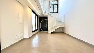 Casa para Locação no Condomínio Mont Blanc