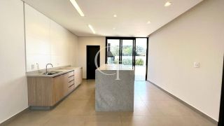 Casa para Locação no Condomínio Mont Blanc