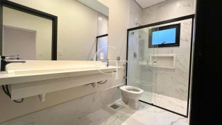 Casa para Locação no Condomínio Mont Blanc