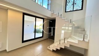 Casa para Locação no Condomínio Mont Blanc