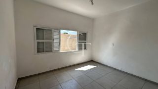 Casa com localização incrível,  potencial tanto para moradia quanto para uso comercial