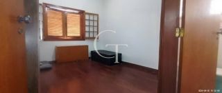 Casa a venda no bairro Jardim Faculdade com Piscina  aceita permuta