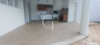 Excelente Casa para Locação com 04 Suítes e Piscina - Jardim Faculdade