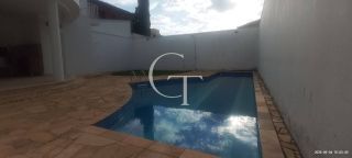 Excelente Casa para Locação com 04 Suítes e Piscina - Jardim Faculdade