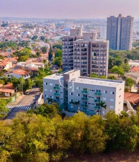 Apartamento Semimobiliado com Suíte e Ar-Condicionado para Locação no Edifício Altos do Bairro Brasil em Itu