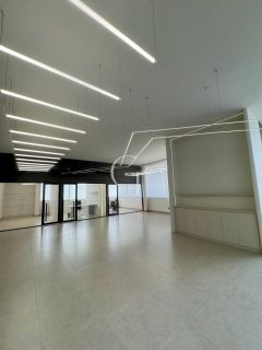 Conjunto 5 salas comercias no Itu Novo Centro piso superior