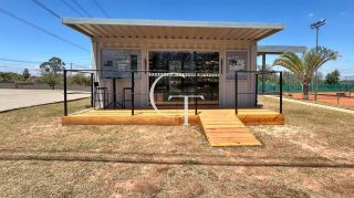 Casa para locação com 03 Suítes e Quintal no Condomínio Villas do Golfe