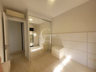 Casa para locação com 03 Suítes e Quintal no Condomínio Villas do Golfe