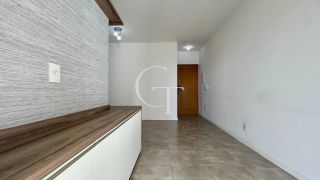 Apartamento à Venda no Residence Moutonnée em Salto | 3 Dormitórios | Suíte | Planejados | Varanda com Vidro | 2 Vagas