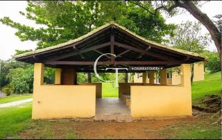 Casa para locação com 03 Suítes - Condomínio Campos Santo Antônio