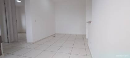 Apartamento a venda - 02 Dormitórios - Condomínio Residencial Oiti