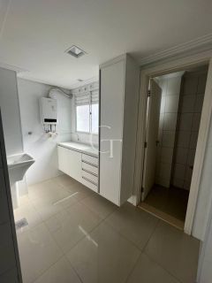 Apartamento a venda no condomínio Yasmim com 3 dormitórios e suíte e 2 vagas de garagem