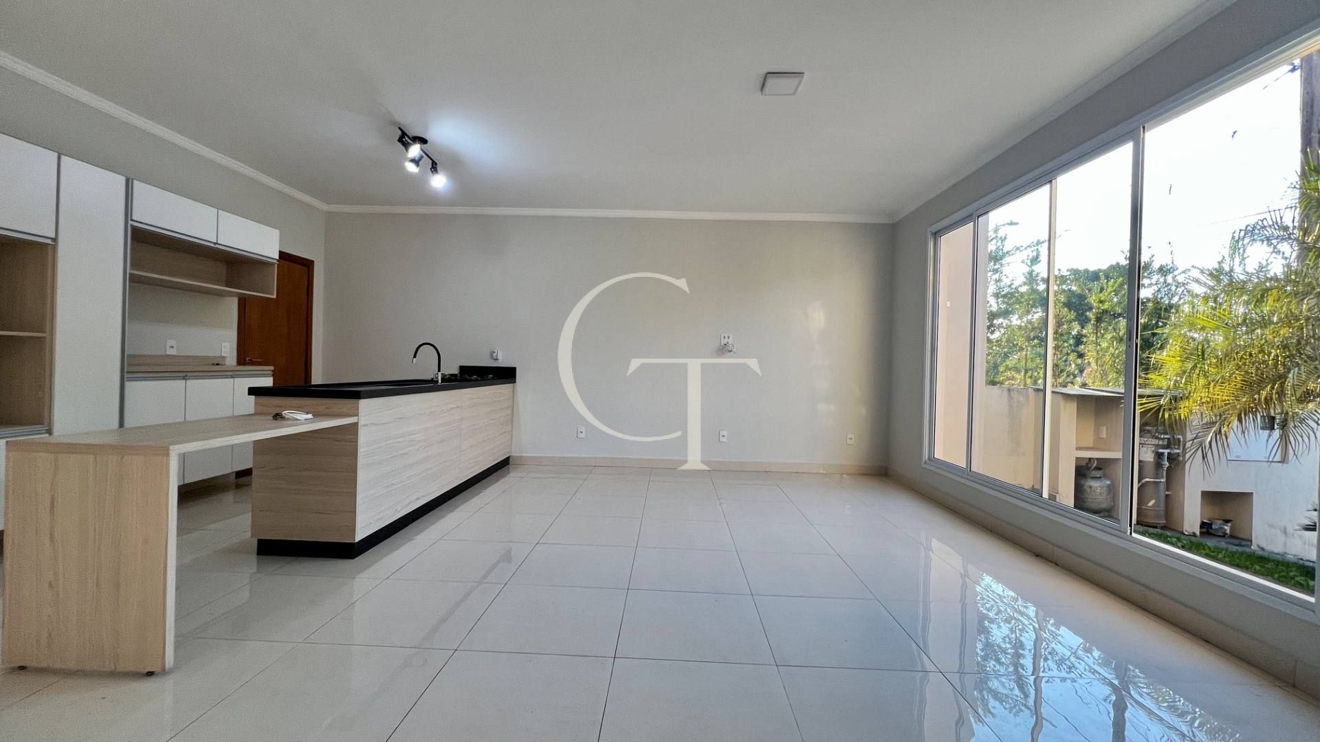 Casa para Alugar no Condomínio Portal Vila Rica em Itu com Edícula, Área Gourmet e Quintal Amplo