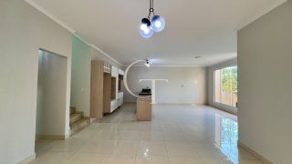 Casa para Alugar no Condomínio Portal Vila Rica em Itu com Edícula, Área Gourmet e Quintal Amplo