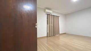 Casa para Alugar no Condomínio Portal Vila Rica em Itu com Edícula, Área Gourmet e Quintal Amplo