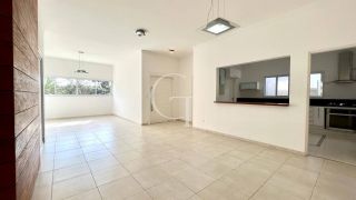 Casa Térrea com 3 Suítes à Venda no Condomínio Portal da Vila Rica em Itu | Frente para Área Verde