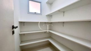 Casa Térrea com 3 Suítes à Venda no Condomínio Portal da Vila Rica em Itu | Frente para Área Verde