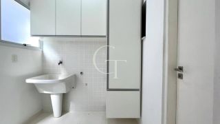 Casa Térrea com 3 Suítes à Venda no Condomínio Portal da Vila Rica em Itu | Frente para Área Verde