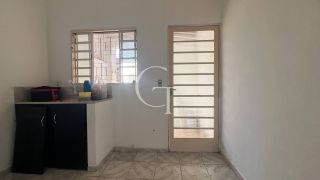 Imóvel com 2 Casas e Entradas Independentes à Venda no Jardim Aeroporto em Itu