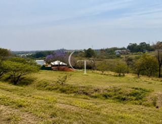 Terreno de Esquina com Vista Permanente para a Mata no Terras de São José II em Itu
