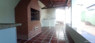 Excelente oportunidade casa centro de Itu com 3 dormitorios sendo 1 suite quintal grande