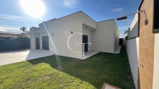 Casa Térrea de Alto Padrão à Venda com 4 Suítes e Piscina no Condomínio Campos de Santo Antônio I em Itu/SP