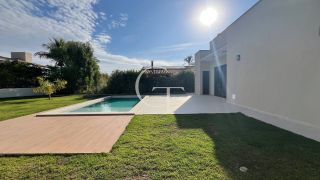 Casa Térrea de Alto Padrão à Venda com 4 Suítes e Piscina no Condomínio Campos de Santo Antônio I em Itu/SP